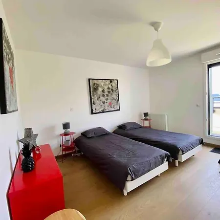 Magnifique Avec Sa Grande Terrasse